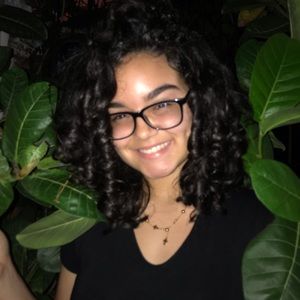 Meet your Posher, Leslie